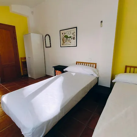 Bellavista De Gredos * Мадригаль-де-ла-Вера