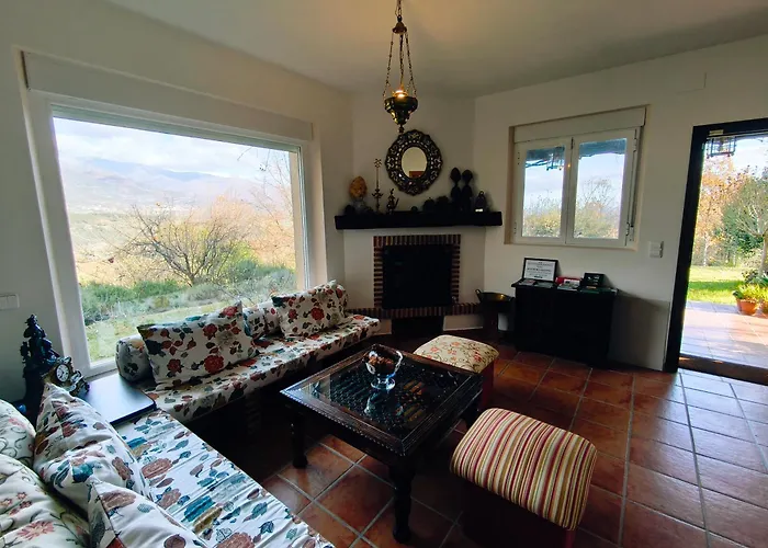 Bellavista De Gredos * Madrigal de la Vera